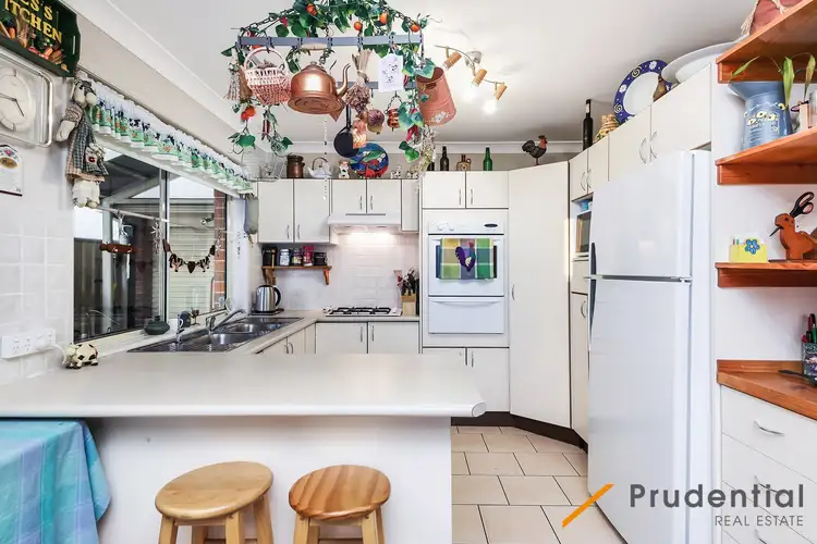 Fifth view of Homely house listing, 15 Tabletop Circuit, Horningsea Park NSW 2171