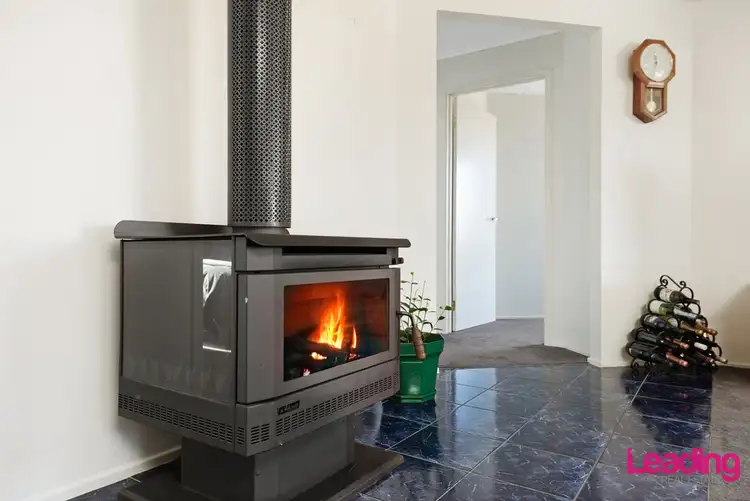 Sixth view of Homely house listing, 23 Kingsley Drive, Sunbury VIC 3429