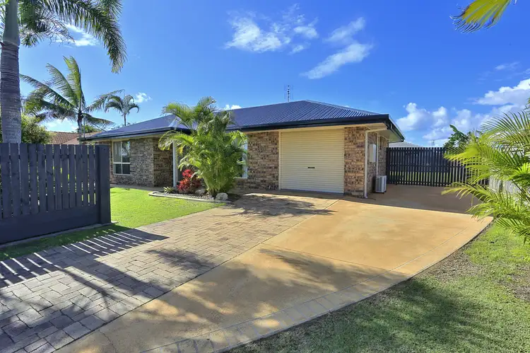 68 HANSEN STREET, Urangan QLD 4655