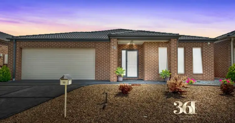 18 Triandra Drive, Brookfield VIC 3338