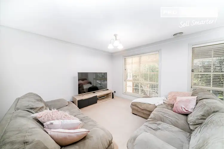 28 Roberts Way, Kooringal NSW 2650