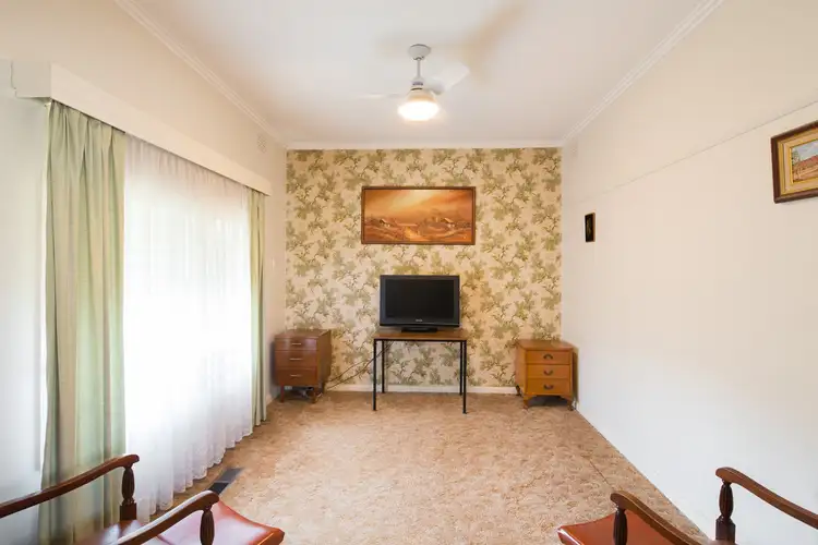 Sixth view of Homely house listing, 10 Bailey Court, Springvale VIC 3171