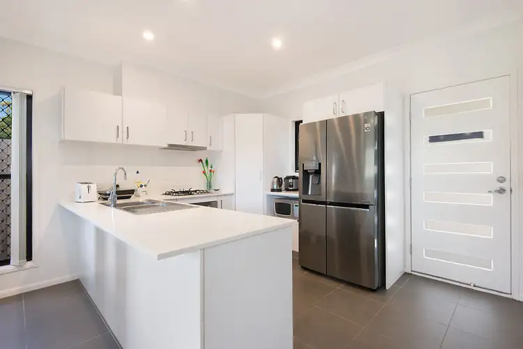 Fifth view of Homely townhouse listing, 4 / 121 Bunya Road, Everton Hills QLD 4053