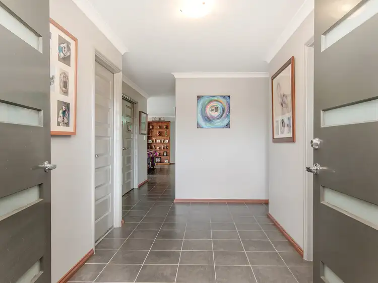 Third view of Homely house listing, 21 Milverton Loop, Leda WA 6170