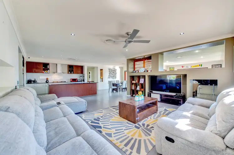 Third view of Homely house listing, 7 Hawkden Close, Doolandella QLD 4077