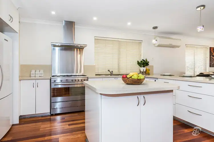20 Allamanda Drive, South Lake WA 6164