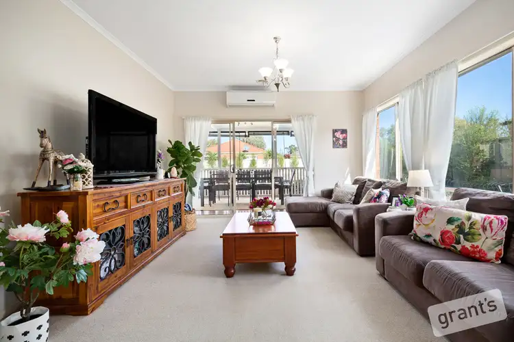 Second view of Homely house listing, 5 Avoca Place, Pakenham VIC 3810