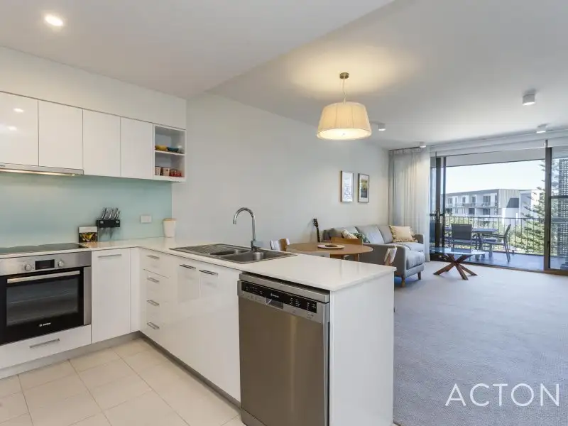 Main view of Homely unit listing, 25/22 Heirisson Way, North Coogee WA 6163