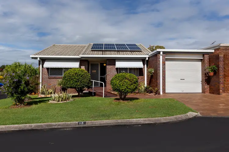 15/2 Wattle Road, Rothwell QLD 4022