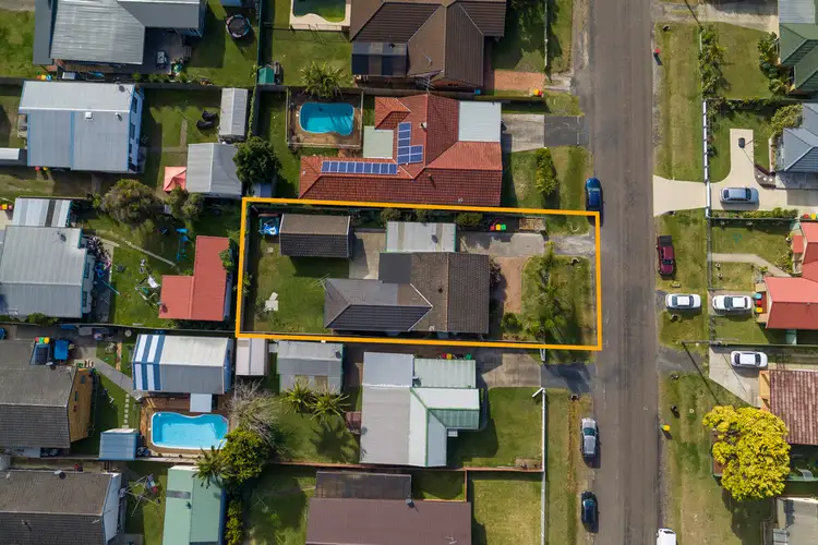 39 Tasman Avenue, Killarney Vale NSW 2261
