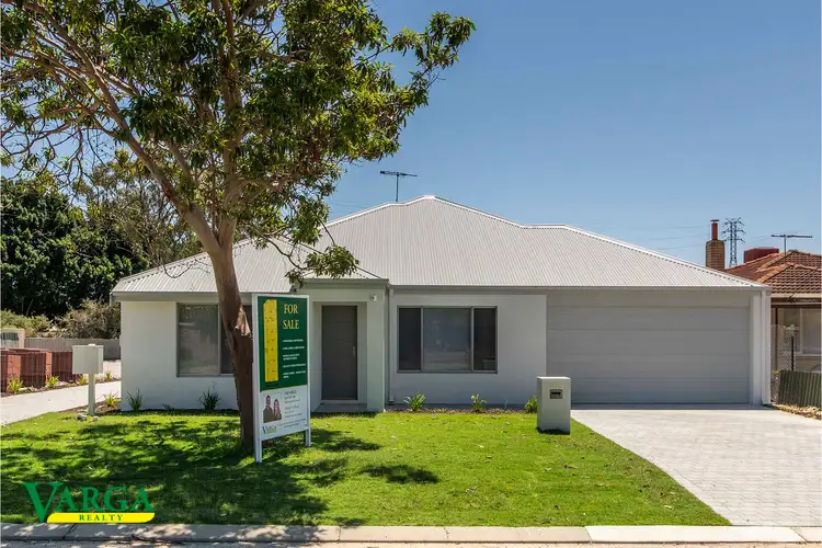 8A Dewey Street, Shelley WA 6148