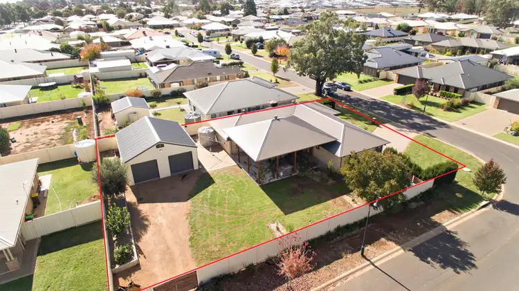 Second view of Homely house listing, 16 Durum Circuit, Dubbo NSW 2830