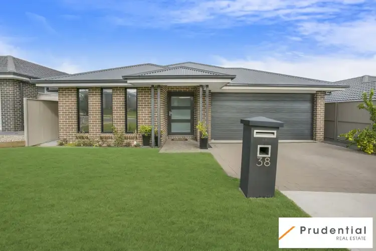 38 Dutton Street, Spring Farm NSW 2570
