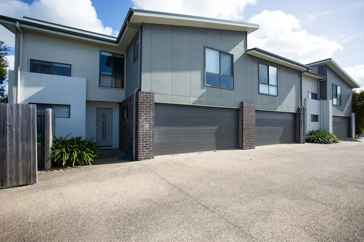 Main view of Homely townhouse listing, 3/20 Makybe Diva Drive, Ooralea QLD 4740