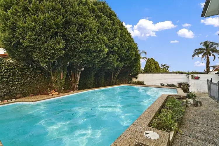 Fourth view of Homely house listing, 10 Glengariff Avenue, Killarney Heights NSW 2087
