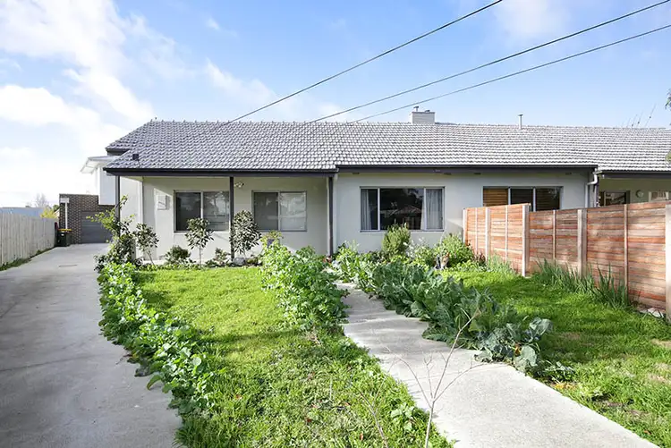 1/7 Churchill Avenue, Newtown VIC 3220
