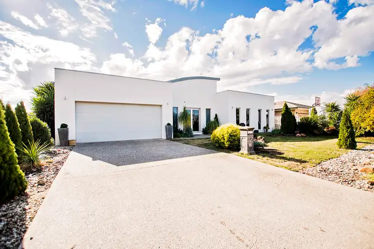 90 Shetland Drive, Moama NSW 2731