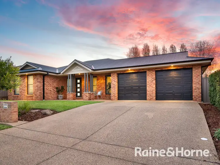 37 Bedervale Street, Bourkelands NSW 2650
