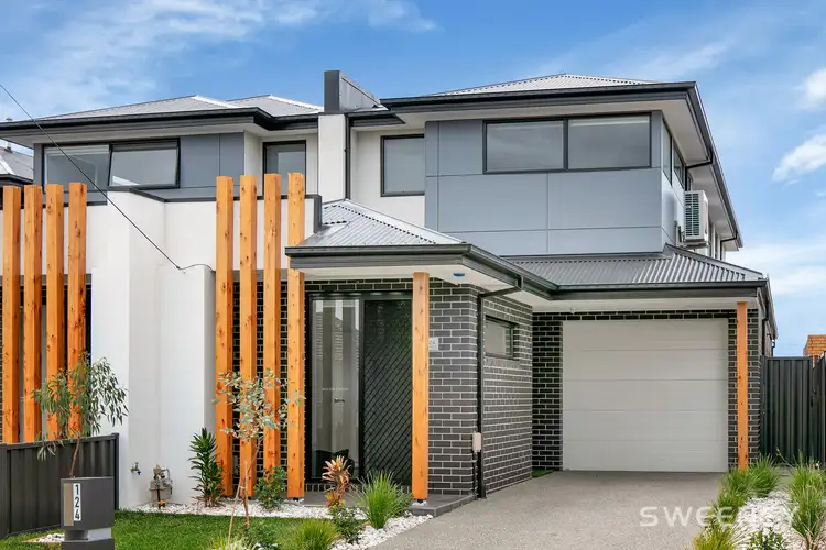 124 Sixth Avenue, Altona North VIC 3025
