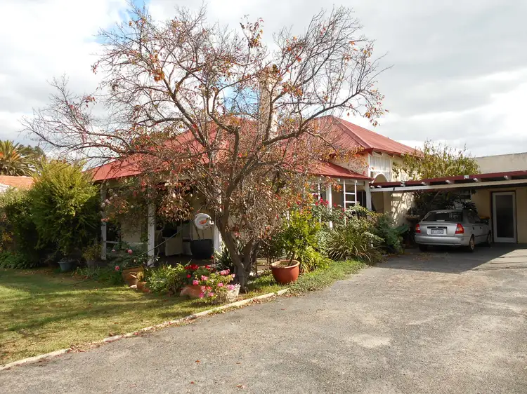 15 Clive Street, Katanning WA 6317