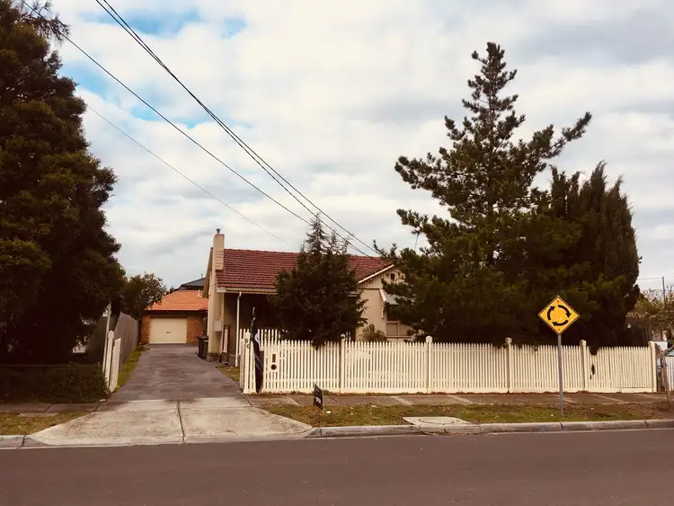 Second view of Homely unit listing, 2/86 Lahinch Street, Broadmeadows VIC 3047