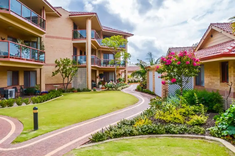 7 / 153 Stock Road, Bicton WA 6157