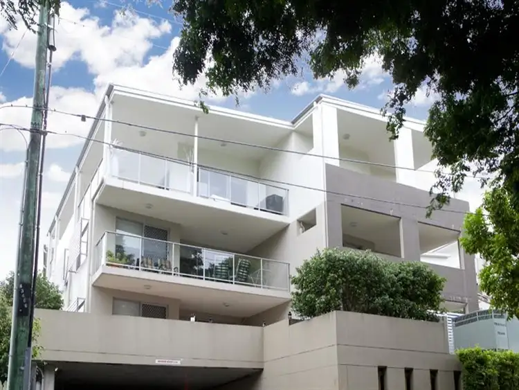 7 ashgrove ave