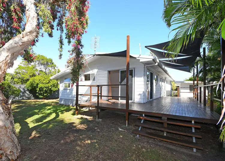 27 Alexander Street, Torquay QLD 4655
