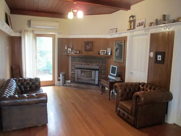 Third view of Homely house listing, 4 Aitken St, Alexandra VIC 3714