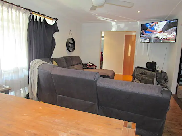 Fourth view of Homely house listing, 8 Lynesta Avenue, Fairfield West NSW 2165