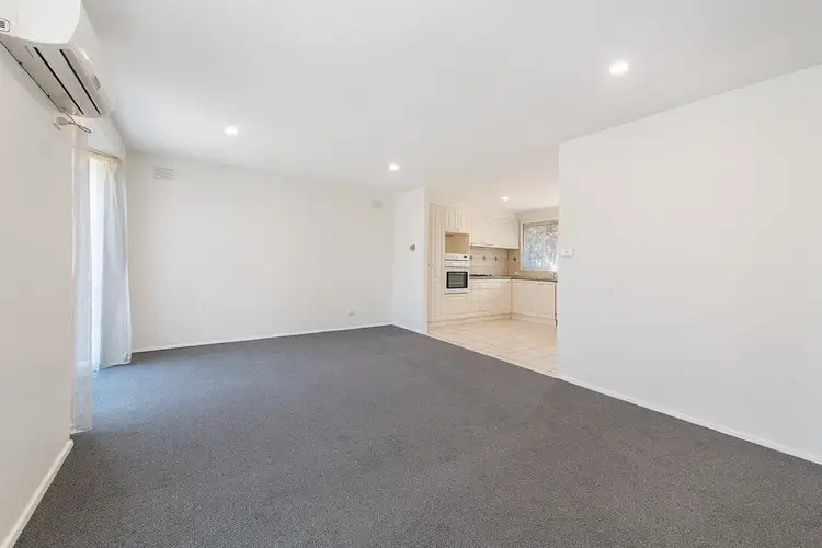 Sixth view of Homely villa listing, 3/16-18 York Street, Bonbeach VIC 3196