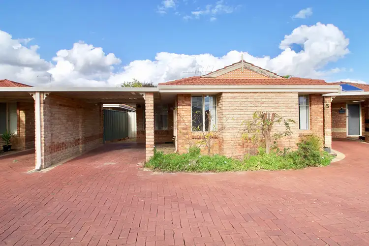 4/6 Dowling Street, Rockingham WA 6168