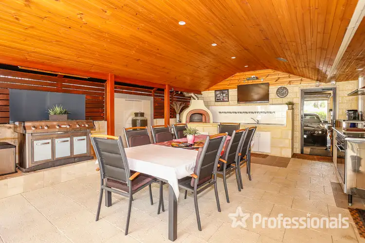 23 Madura Close, Ballajura WA 6066
