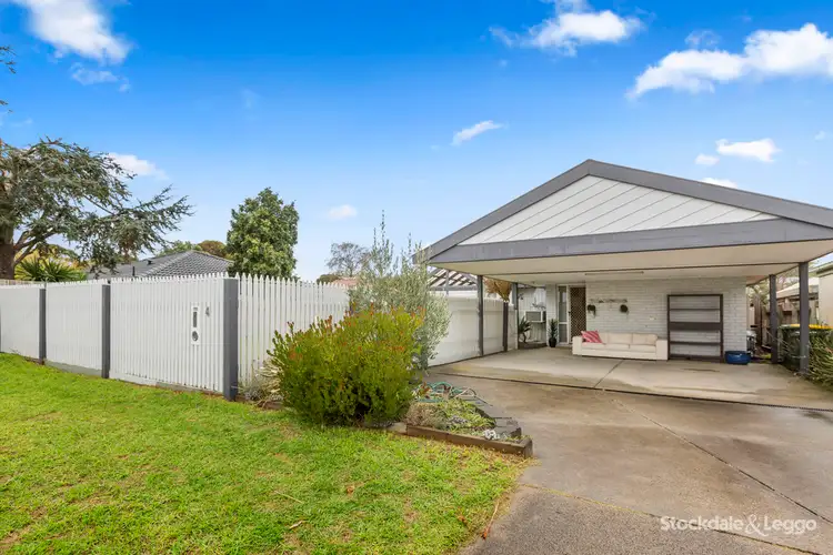 4 Warrindale Close, Langwarrin VIC 3910
