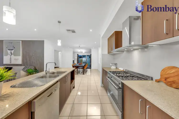 427 Grand Boulevard, Craigieburn VIC 3064