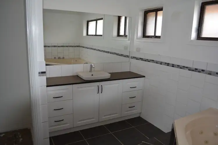 Sixth view of Homely house listing, 1 Euneva Drive, Mildura VIC 3500