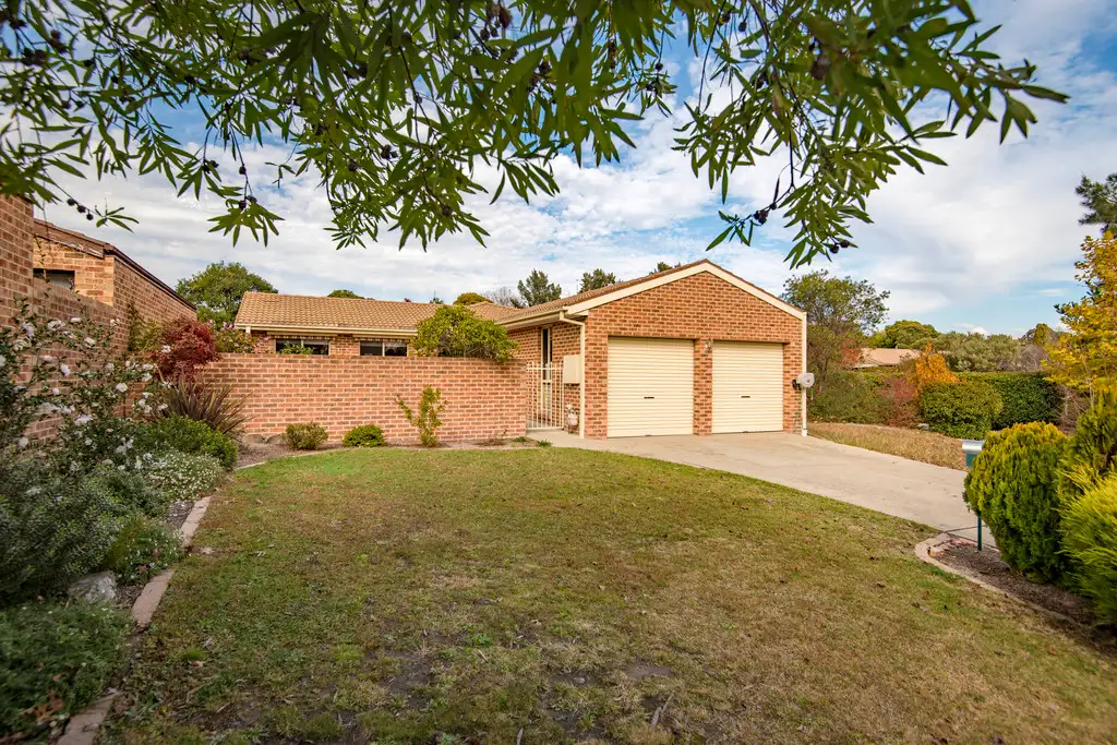 Main view of Homely house listing, 5 Rosson Place, Isaacs ACT 2607