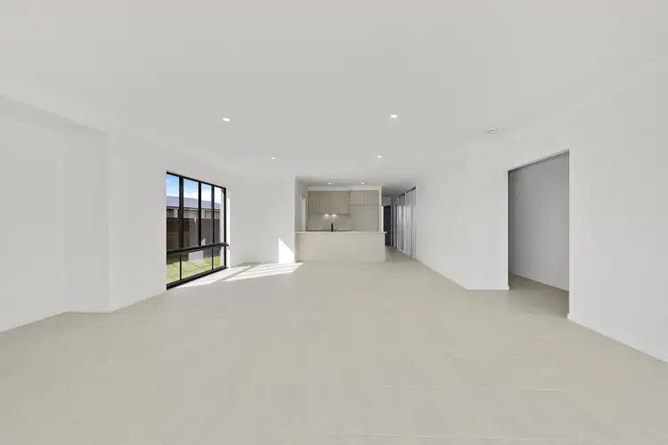 Third view of Homely house listing, 10 Venezia Court, Ashfield QLD 4670
