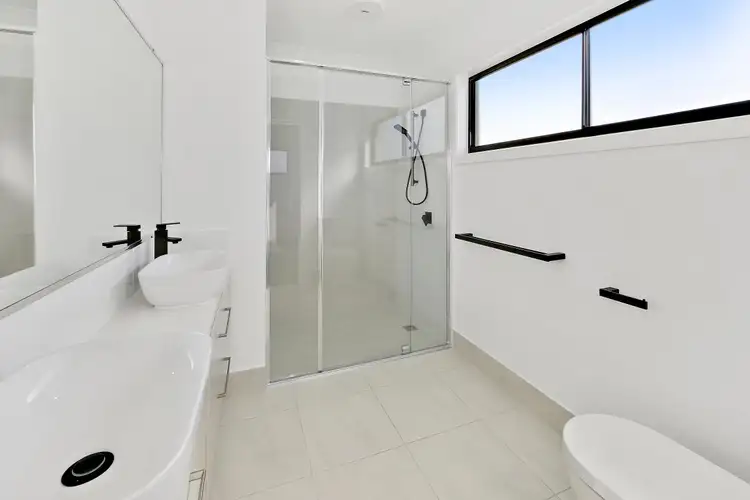 Fifth view of Homely house listing, 10 Venezia Court, Ashfield QLD 4670