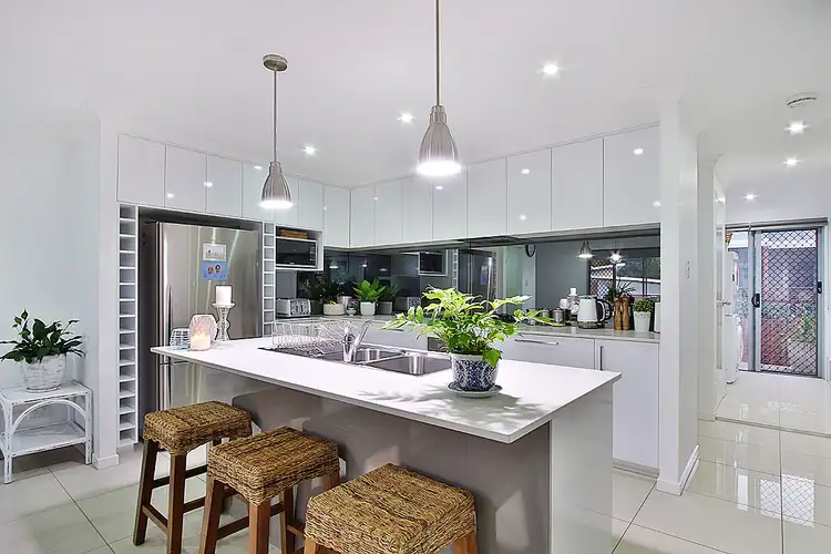 99 Cothill Road, Silkstone QLD 4304