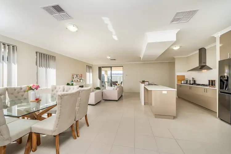 20 Debelle Way, Clarkson WA 6030