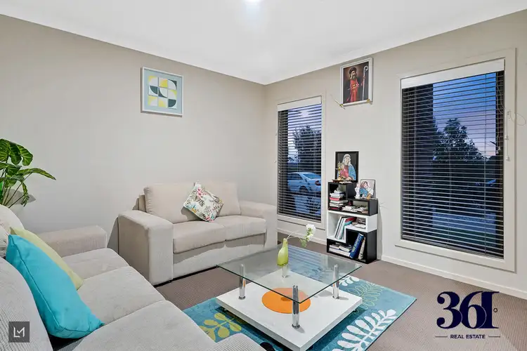 25 Keynes Cct, Fraser Rise VIC 3336