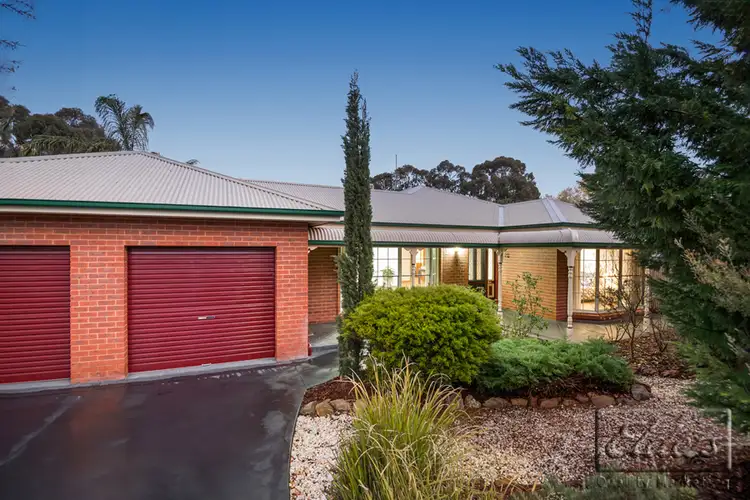 2 Ironbark Court, Kennington VIC 3550