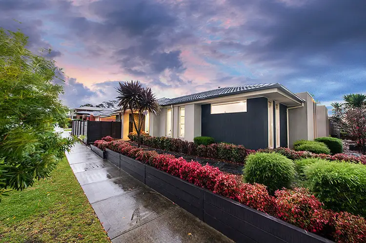 Third view of Homely house listing, 31 Sierra Walk, Cranbourne North VIC 3977