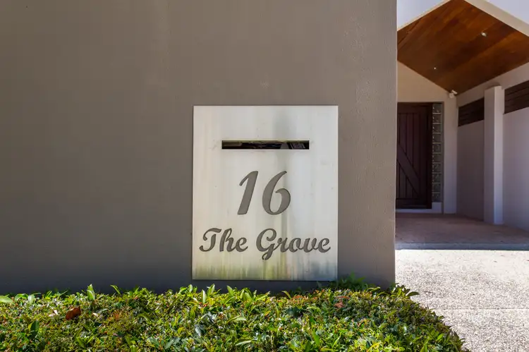 16 The Grove, Wembley WA 6014