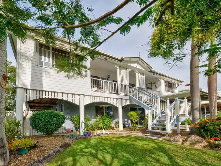 12 Foreshore Drive, Urangan QLD 4655