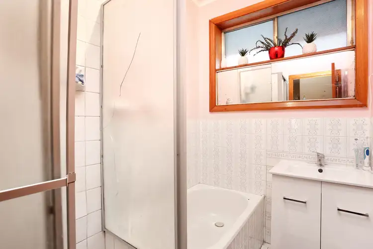 Sixth view of Homely unit listing, 2/9 Larnoo Avenue, Brunswick West VIC 3055