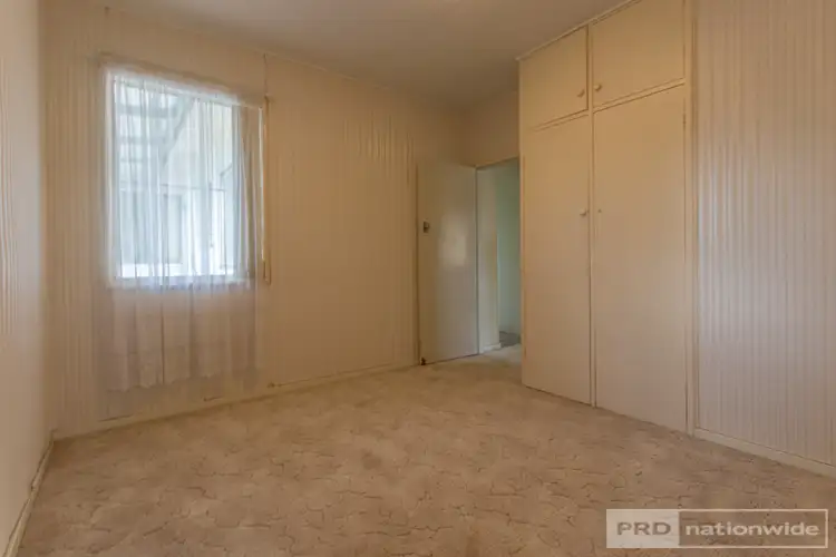 Seventh view of Homely house listing, 5 Kinred Street, Tumut NSW 2720