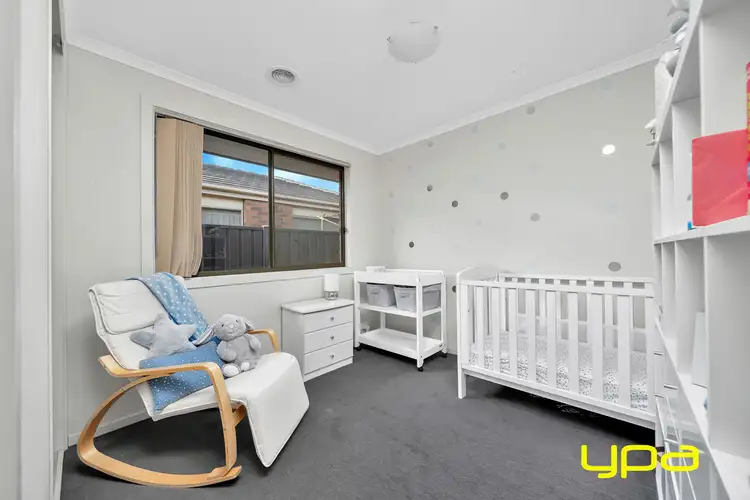 Sixth view of Homely house listing, 8 Howard Place, Deer Park VIC 3023