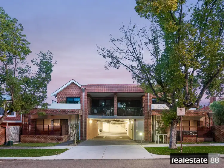 8/33 Windsor Street, Perth WA 6000